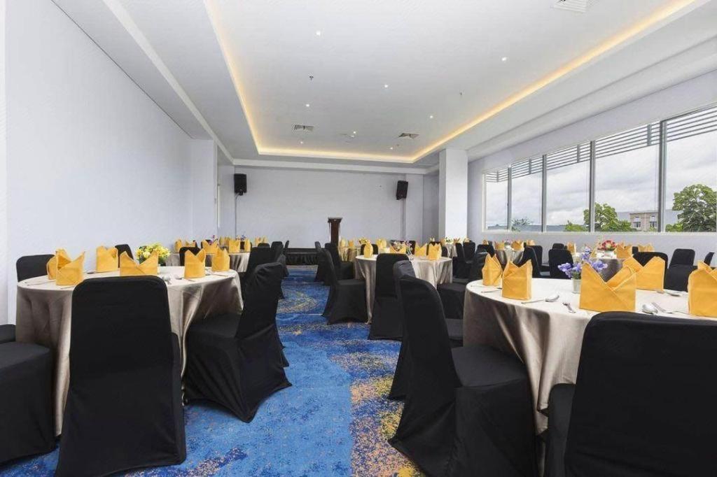 Horison Hotel Ultima Timika Dış mekan fotoğraf